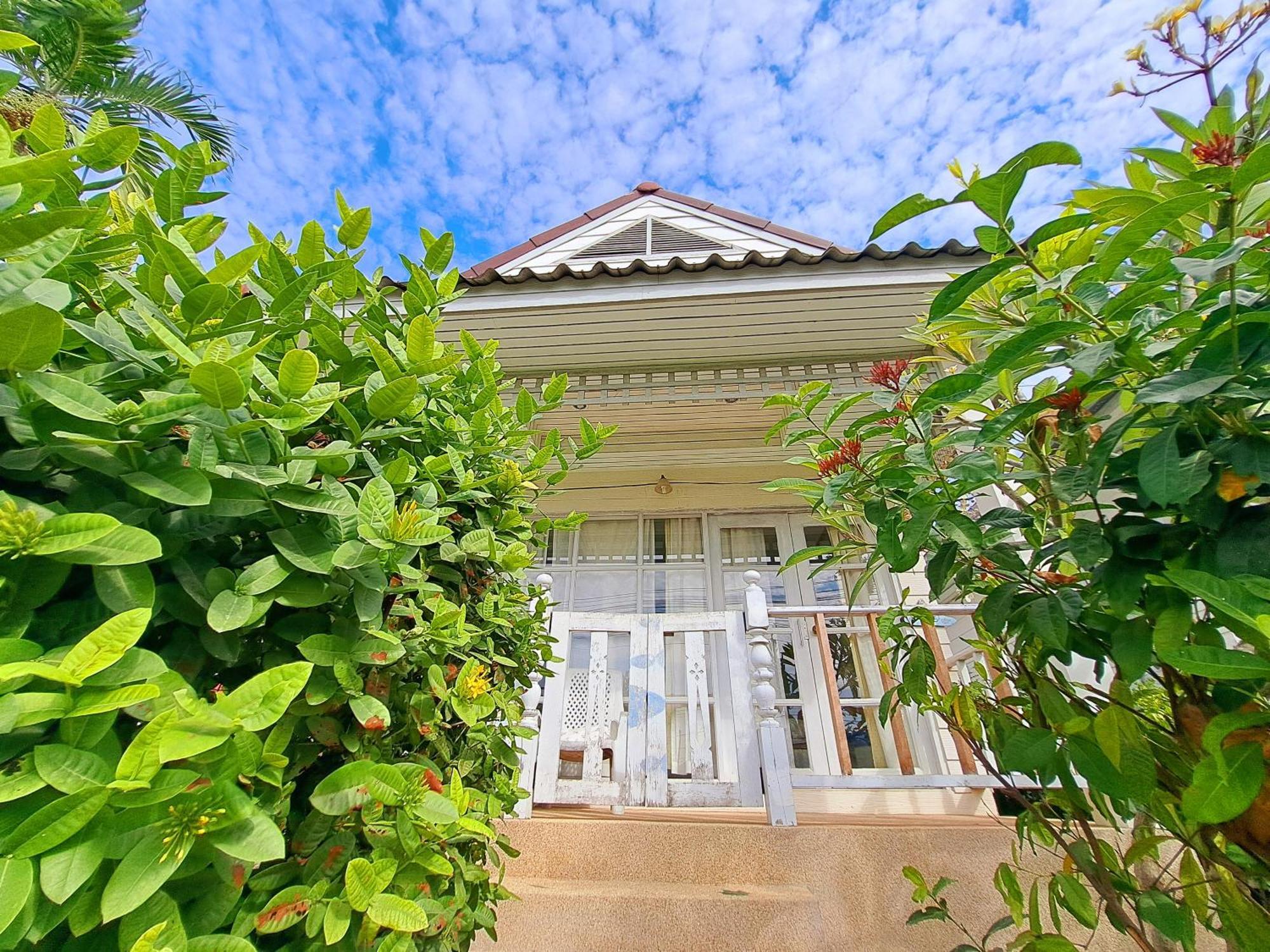 Prathana Garden Beach Resort Χουά Χιν Εξωτερικό φωτογραφία